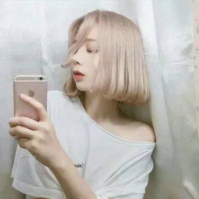 冬天的女子